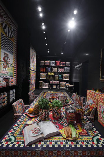 Fotoservizio/SS 2023/DESIGN/EVENTO_CULTURALE/DOLCE & GABBANA CASA/DP2/24