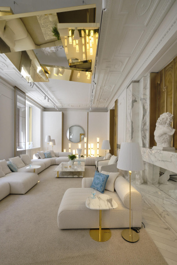 Fotoservizio/SS 2023/DESIGN/EVENTO_CULTURALE/VERSACE HOME/DP2/10