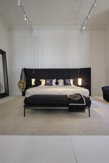 Fotoservizio/SS 2023/DESIGN/EVENTO_CULTURALE/VERSACE HOME/DP2/27