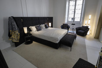 Fotoservizio/SS 2023/DESIGN/EVENTO_CULTURALE/VERSACE HOME/DP2/23