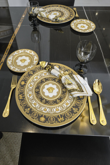 Fotoservizio/SS 2023/DESIGN/EVENTO_CULTURALE/VERSACE HOME/DP2/32
