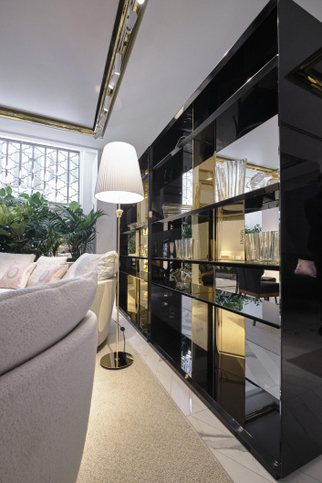 Fotoservizio/SS 2023/DESIGN/EVENTO_CULTURALE/VERSACE HOME/DP2/49