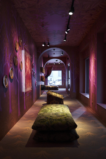 Fotoservizio/SS 2023/DESIGN/EVENTO_CULTURALE/ETRO/DP2/2