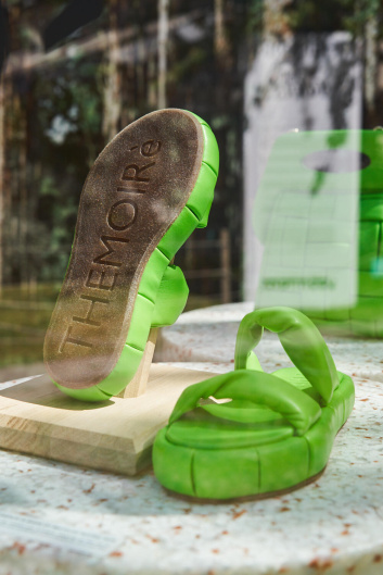 Fotoservizio/SS 2023/DESIGN/EVENTO/THEMOIRÈ/DP2/23