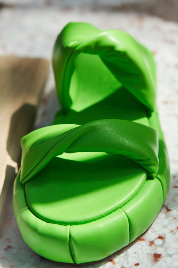 Fotoservizio/SS 2023/DESIGN/EVENTO/THEMOIRÈ/DP2/30