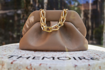 Fotoservizio/SS 2023/DESIGN/EVENTO/THEMOIRÈ/DP2/32