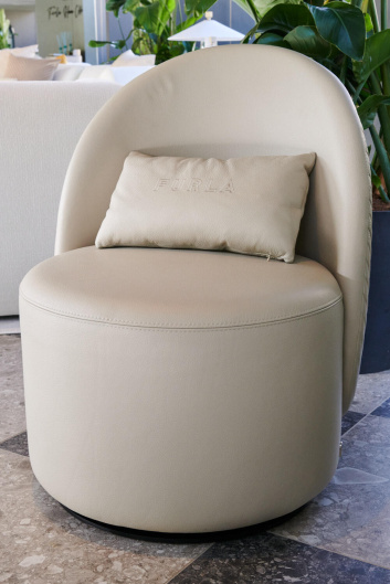 Fotoservizio/SS 2023/DESIGN/EVENTO_CULTURALE/FURLA/DP2/4