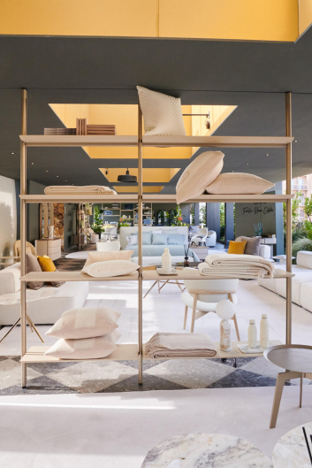 Fotoservizio/SS 2023/DESIGN/EVENTO_CULTURALE/FURLA/DP2/16