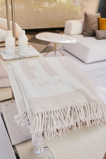 Fotoservizio/SS 2023/DESIGN/EVENTO_CULTURALE/FURLA/DP2/17