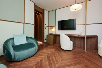 Fotoservizio/SS 2023/DESIGN/EVENTO_CULTURALE/FURLA/DP2/74