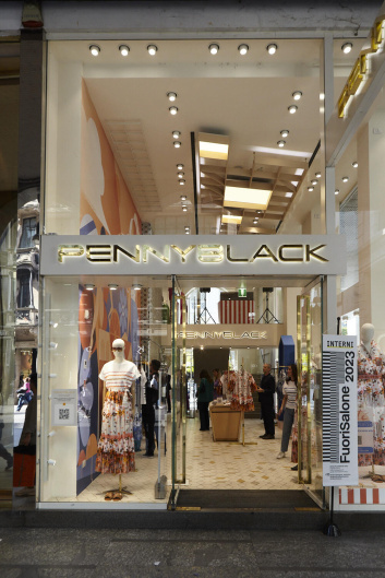 Fotoservizio/SS 2023/DESIGN/EVENTO/PENNYBLACK/DP2/8