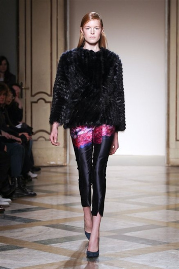 Fotoservizio/FW 2012-2013/WOMEN/SILVIO BETTERELLI/25