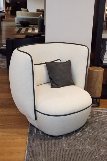 Fotoservizio/SS 2023/DESIGN/EVENTO_CULTURALE/TRUSSARDI CASA/DP2/10