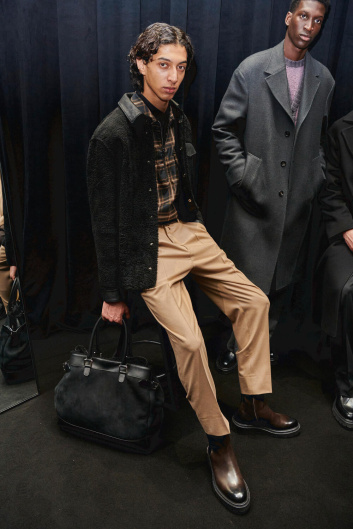 Fotoservizio/FW 24-25/MEN/PRESENTAZIONE/CORNELIANI/DP2/11