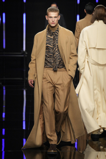 Fotoservizio/FW 24-25/MEN/SFILATA/KB HONG/DP2/2