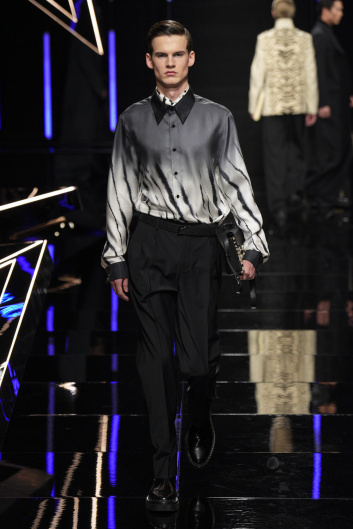 Fotoservizio/FW 24-25/MEN/SFILATA/KB HONG/DP2/25