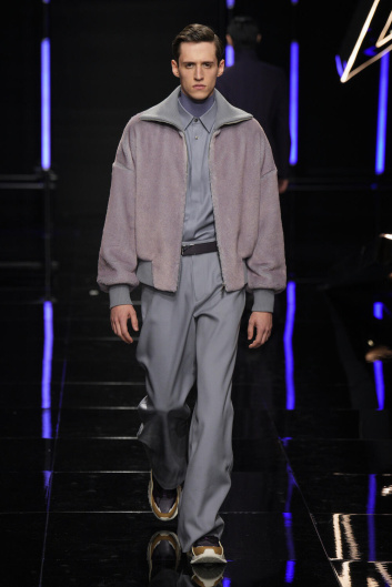 Fotoservizio/FW 24-25/MEN/SFILATA/KB HONG/DP2/40