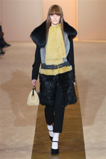 Fotoservizio/FW 2012-2013/WOMEN/MARNI/27