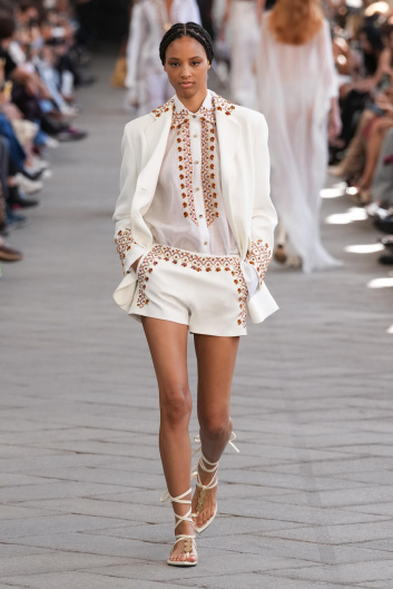 Fotoservizio/SS 2024/WOMEN/SFILATA/ERMANNO SCERVINO/DP2/3