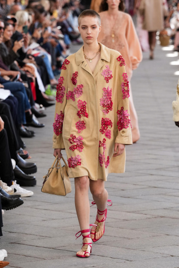 Fotoservizio/SS 2024/WOMEN/SFILATA/ERMANNO SCERVINO/DP2/5