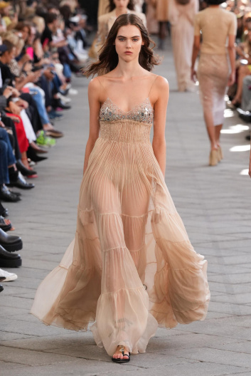 Fotoservizio/SS 2024/WOMEN/SFILATA/ERMANNO SCERVINO/DP2/11