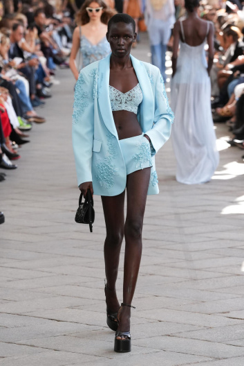 Fotoservizio/SS 2024/WOMEN/SFILATA/ERMANNO SCERVINO/DP2/12