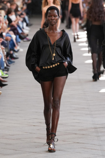 Fotoservizio/SS 2024/WOMEN/SFILATA/ERMANNO SCERVINO/DP2/24