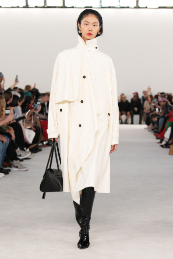 Fotoservizio/SS 2024/WOMEN/SFILATA/FERRAGAMO/DP2/3