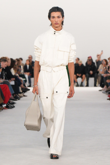 Fotoservizio/SS 2024/WOMEN/SFILATA/FERRAGAMO/DP2/1