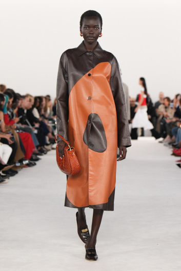 Fotoservizio/SS 2024/WOMEN/SFILATA/FERRAGAMO/DP2/4