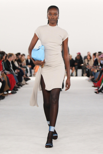 Fotoservizio/SS 2024/WOMEN/SFILATA/FERRAGAMO/DP2/18