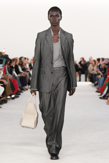 Fotoservizio/SS 2024/WOMEN/SFILATA/FERRAGAMO/DP2/5