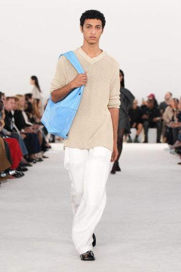 Fotoservizio/SS 2024/WOMEN/SFILATA/FERRAGAMO/DP2/2