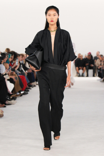 Fotoservizio/SS 2024/WOMEN/SFILATA/FERRAGAMO/DP2/4