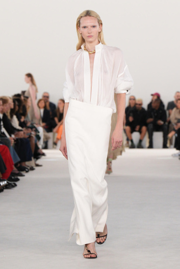 Fotoservizio/SS 2024/WOMEN/SFILATA/FERRAGAMO/DP2/5