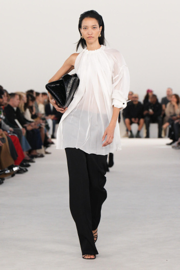 Fotoservizio/SS 2024/WOMEN/SFILATA/FERRAGAMO/DP2/9