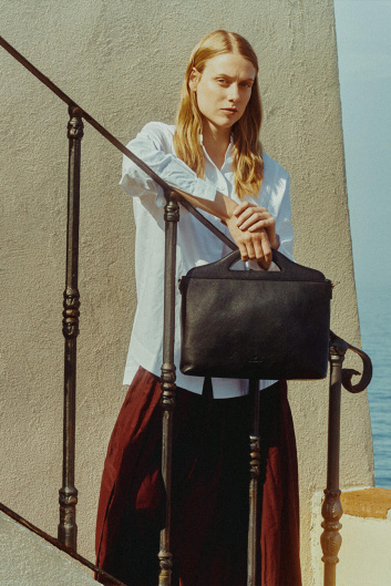 Fotoservizio/SS 2024/WOMEN/PRESENTAZIONE/IL BISONTE/DP2/3
