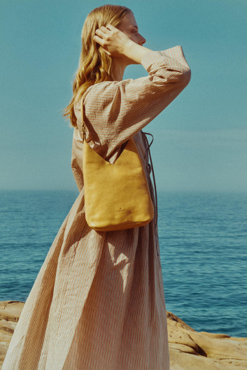 Fotoservizio/SS 2024/WOMEN/PRESENTAZIONE/IL BISONTE/DP2/16