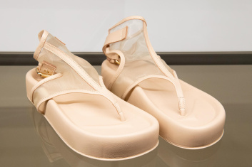 Fotoservizio/SS 2024/WOMEN/PRESENTAZIONE/AGL/DP2/10