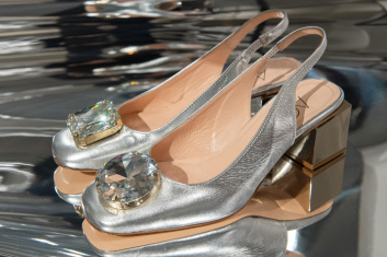 Fotoservizio/SS 2024/WOMEN/PRESENTAZIONE/AGL/DP2/12