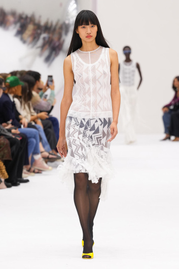 Fotoservizio/SS 2024/WOMEN/SFILATA/MISSONI/DP2/0