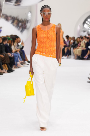 Fotoservizio/SS 2024/WOMEN/SFILATA/MISSONI/DP2/1