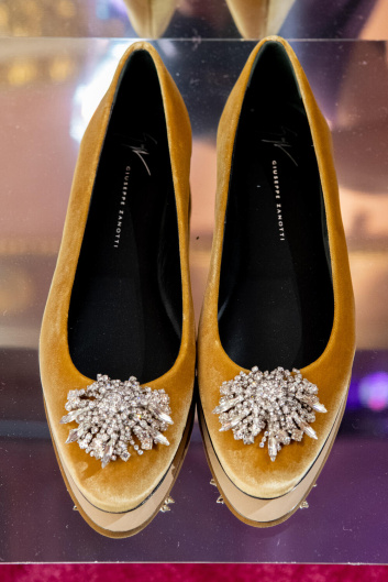 Fotoservizio/SS 2024/WOMEN/PRESENTAZIONE/GIUSEPPE ZANOTTI/DP2/43