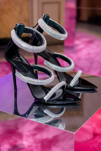 Fotoservizio/SS 2024/WOMEN/PRESENTAZIONE/GIUSEPPE ZANOTTI/DP2/50