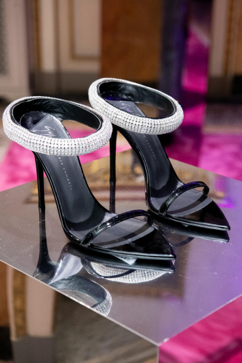 Fotoservizio/SS 2024/WOMEN/PRESENTAZIONE/GIUSEPPE ZANOTTI/DP2/53