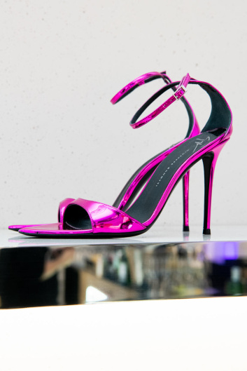 Fotoservizio/SS 2024/WOMEN/PRESENTAZIONE/GIUSEPPE ZANOTTI/DP2/58