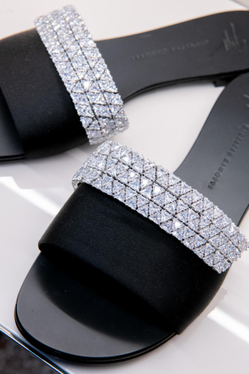 Fotoservizio/SS 2024/WOMEN/PRESENTAZIONE/GIUSEPPE ZANOTTI/DP2/70