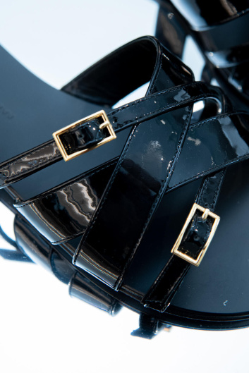 Fotoservizio/SS 2024/WOMEN/PRESENTAZIONE/GIUSEPPE ZANOTTI/DP2/79