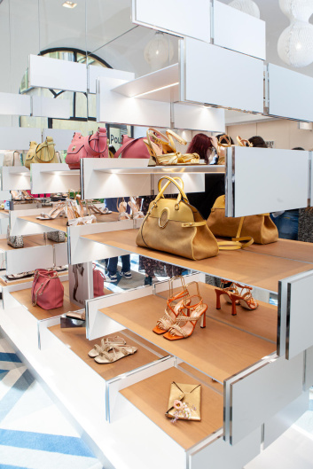Fotoservizio/SS 2024/WOMEN/PRESENTAZIONE/POLLINI/DP2/2