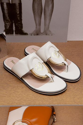 Fotoservizio/SS 2024/WOMEN/PRESENTAZIONE/POLLINI/DP2/22